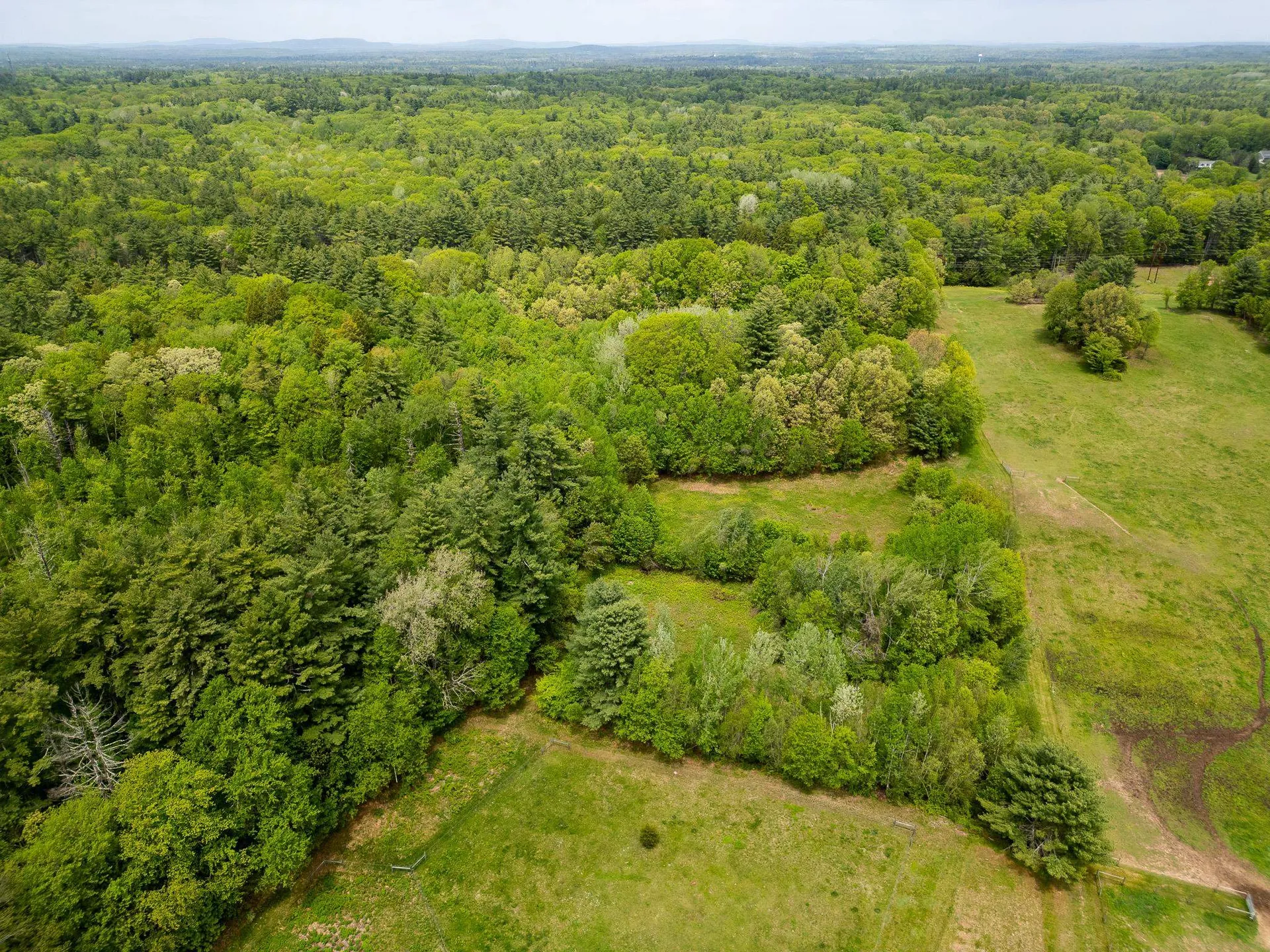 337 Middle Road Brentwood NH 03833