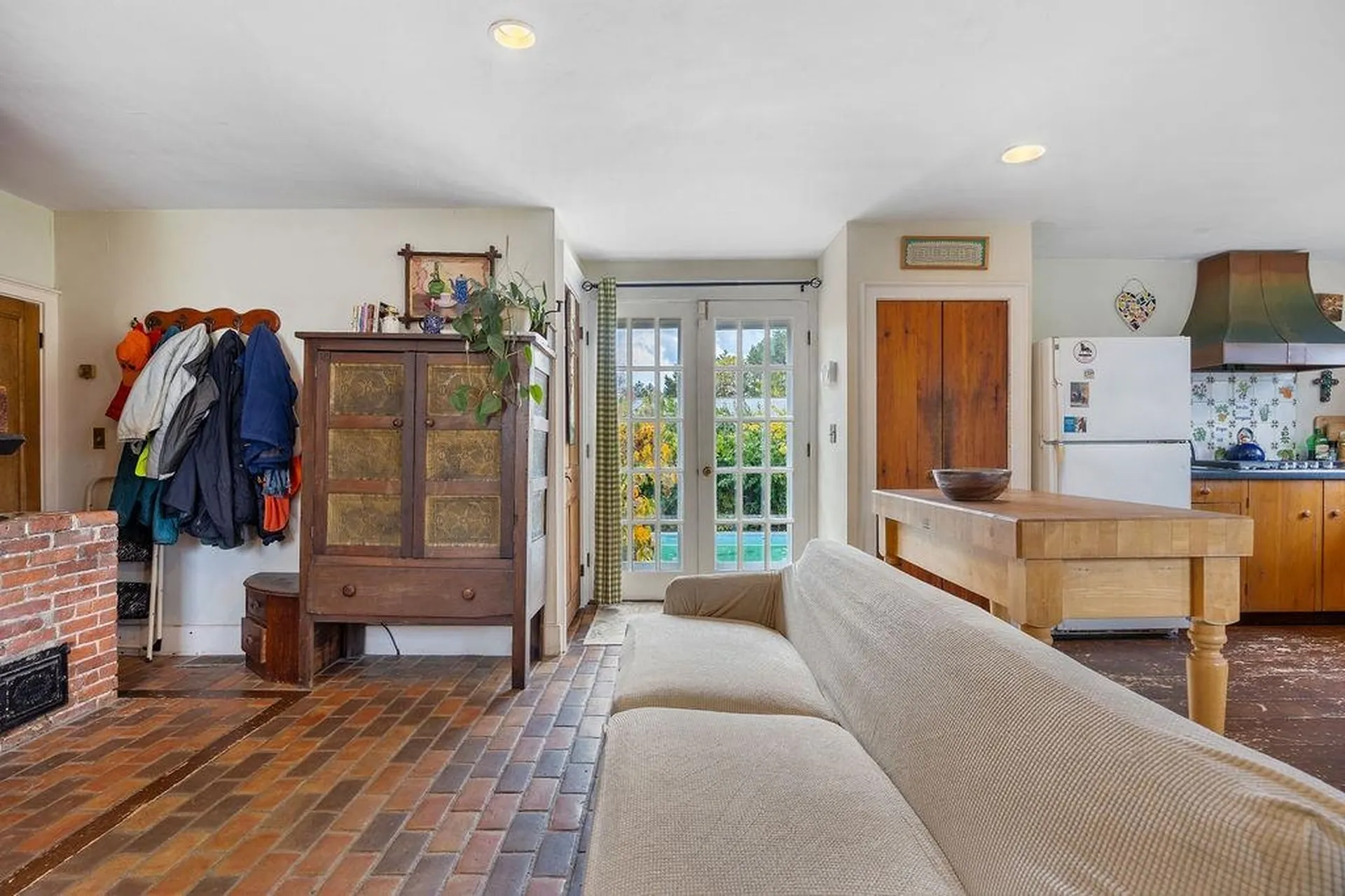 337 Middle Road Brentwood NH 03833