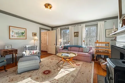 337 Middle Road Brentwood NH 03833