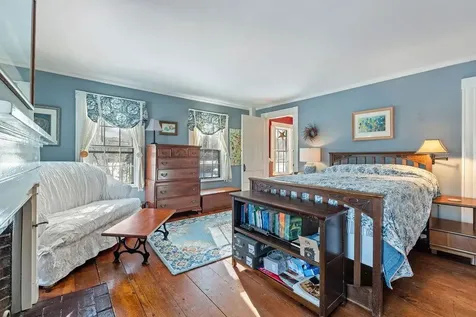 337 Middle Road Brentwood NH 03833