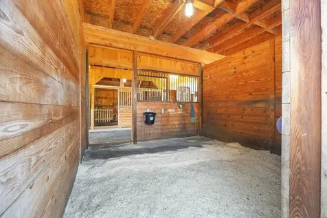 337 Middle Road Brentwood NH 03833