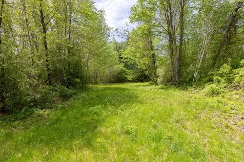 337 Middle Road Brentwood NH 03833