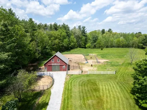 337 Middle Road Brentwood NH 03833