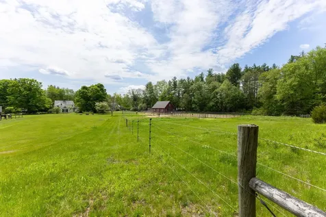 337 Middle Road Brentwood NH 03833