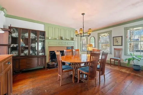 337 Middle Road Brentwood NH 03833