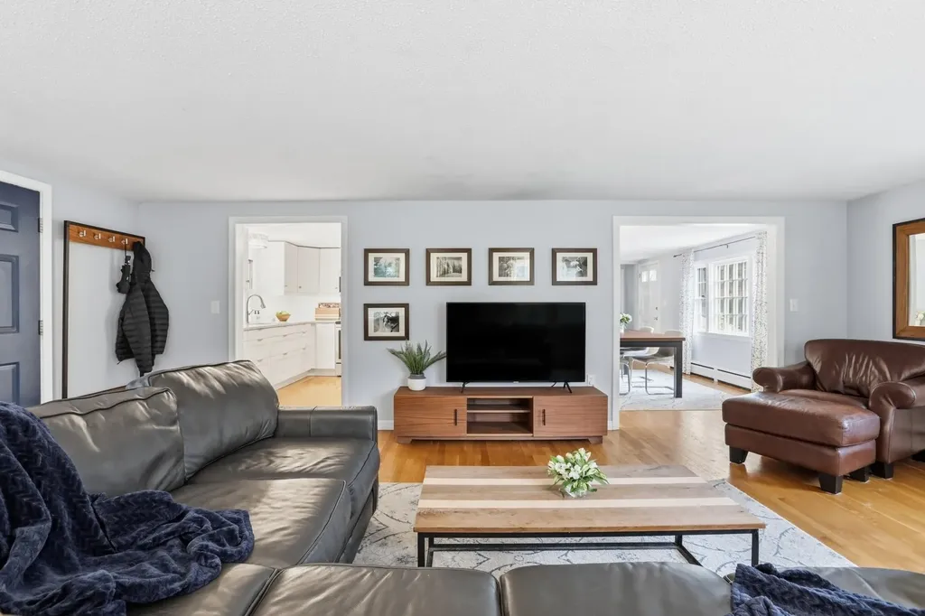 4 Bohanon Bridge Road Brookline NH 03033