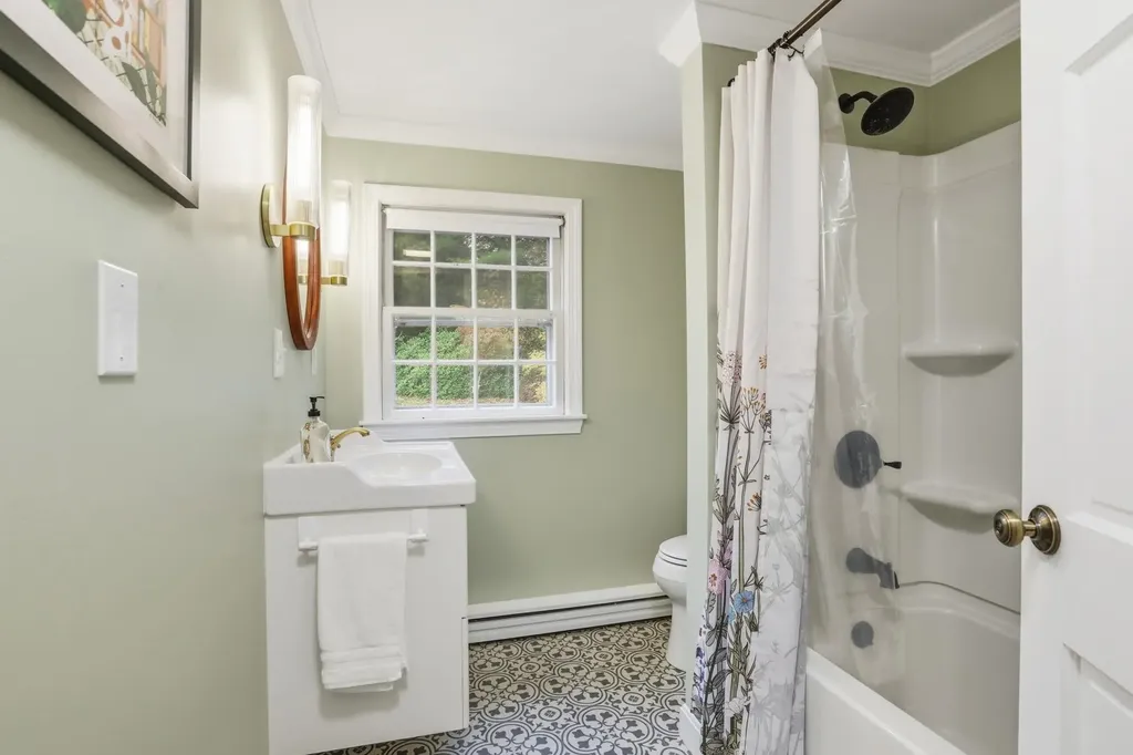 4 Bohanon Bridge Road Brookline NH 03033