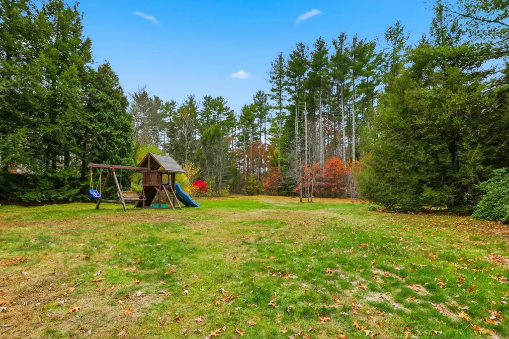 4 Bohanon Bridge Road Brookline NH 03033