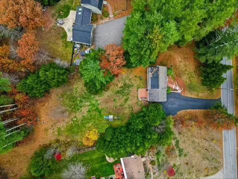 4 Bohanon Bridge Road Brookline NH 03033