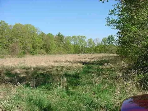 Claude Road Amherst NH 03031