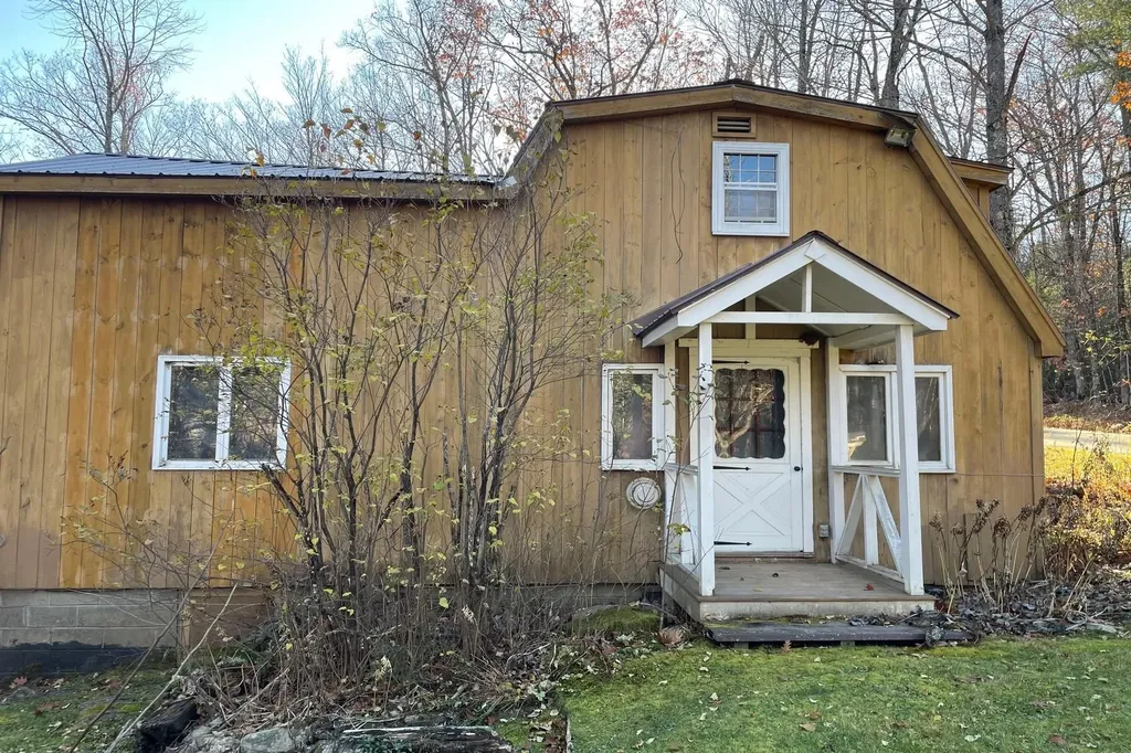 3019 Popple Dungeon Road Chester VT 05143