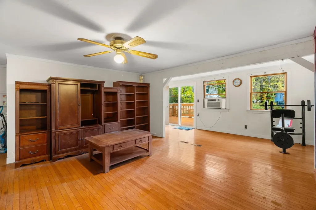 21 Marcoux Road Newton NH 03858