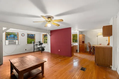 21 Marcoux Road Newton NH 03858