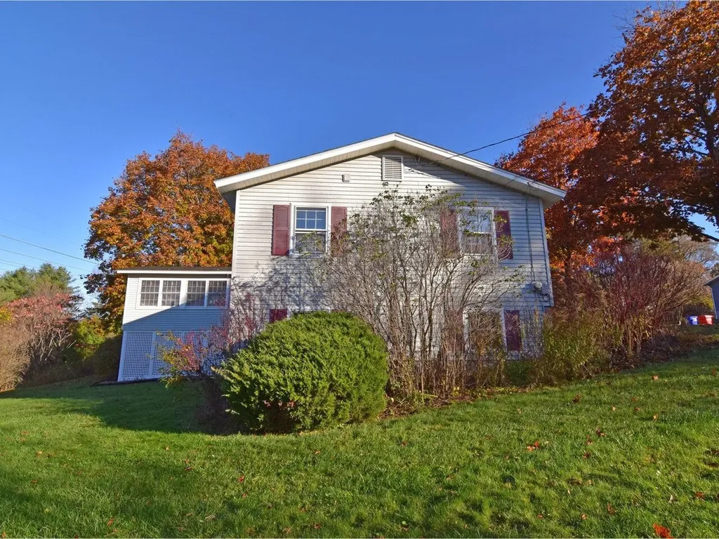 160 Hickory Hill Road Williston VT 05495