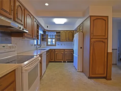 160 Hickory Hill Road Williston VT 05495