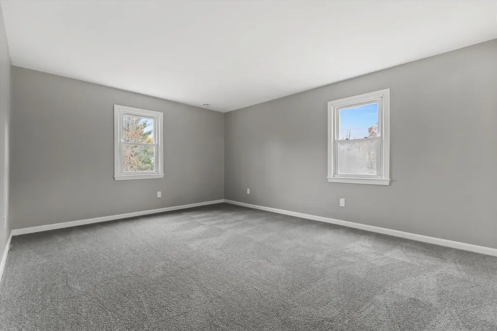 2 Devonshire Road Atkinson NH 03811