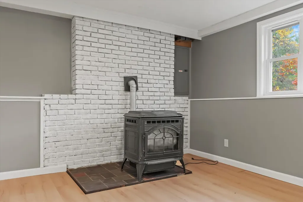 2 Devonshire Road Atkinson NH 03811