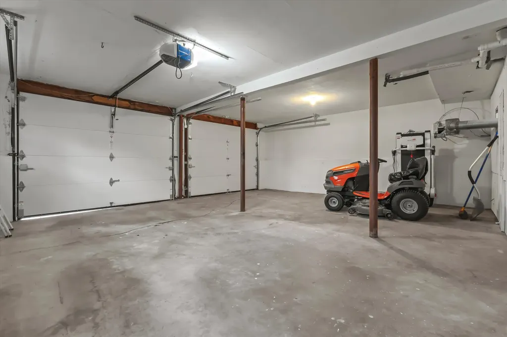 2 Devonshire Road Atkinson NH 03811