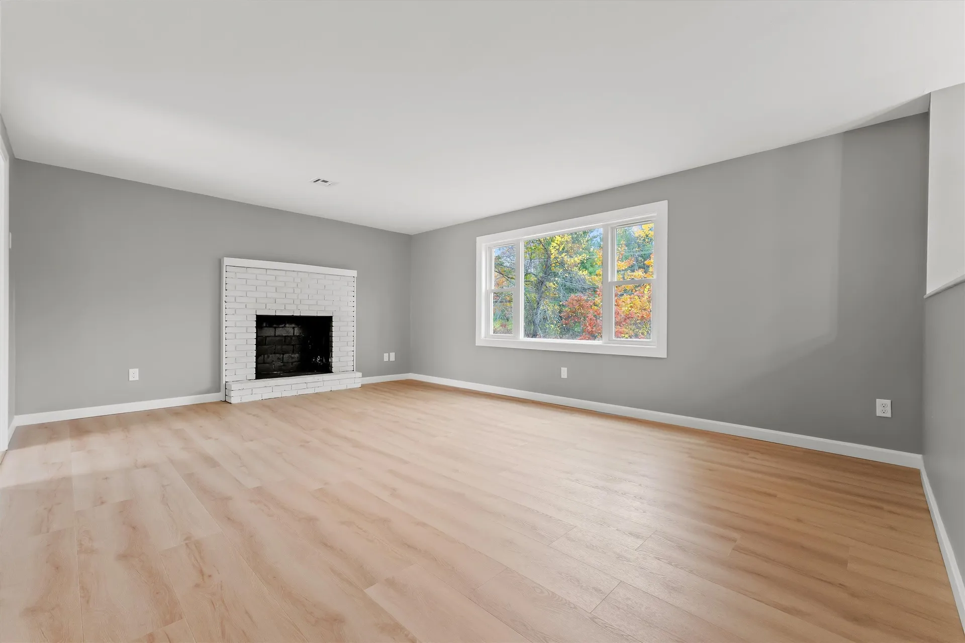 2 Devonshire Road Atkinson NH 03811