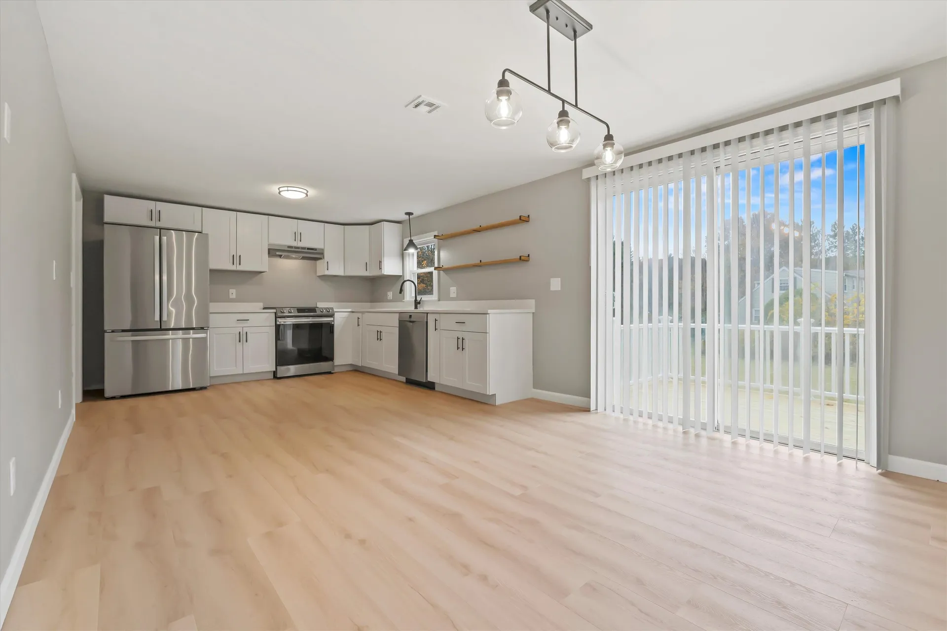 2 Devonshire Road Atkinson NH 03811