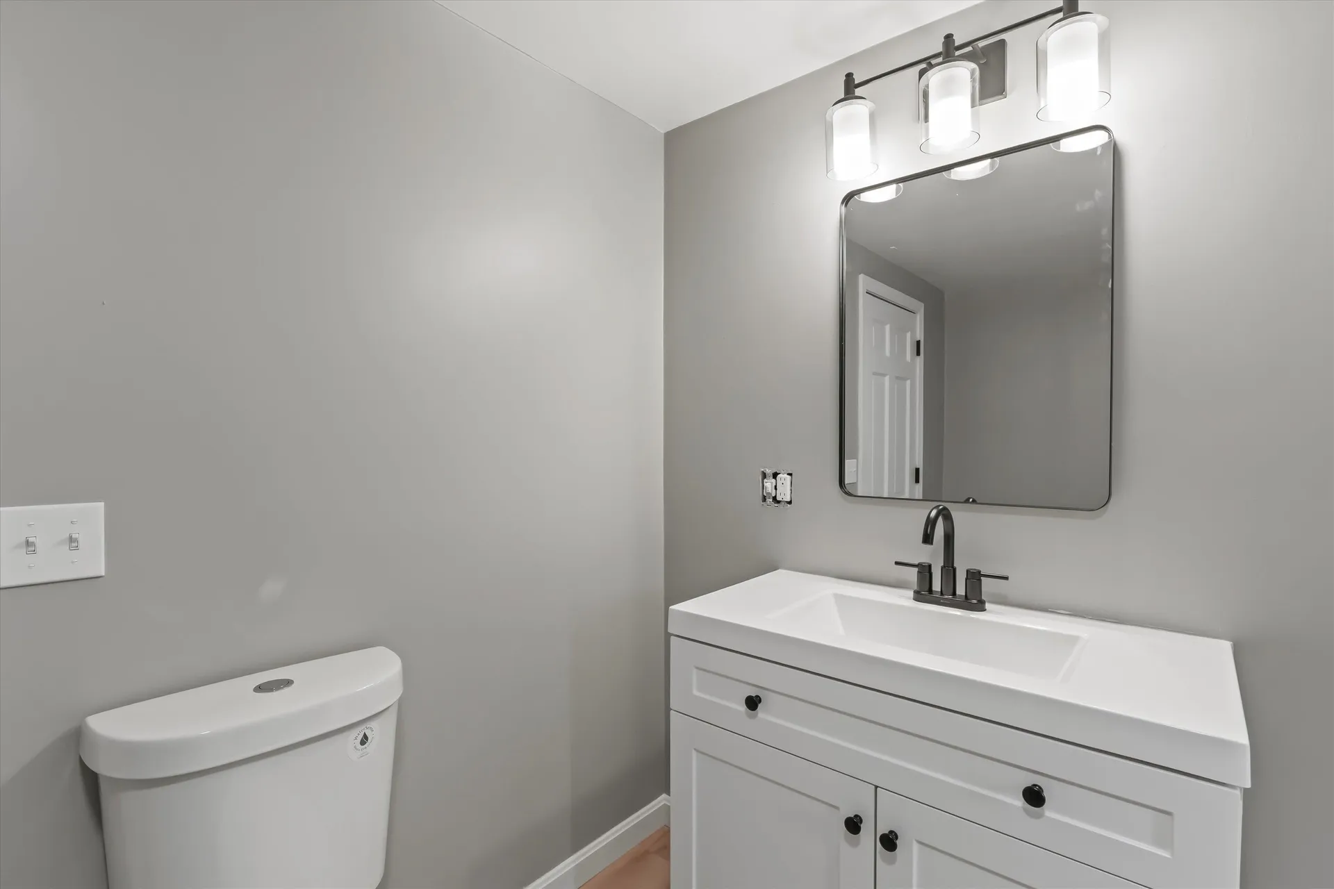 2 Devonshire Road Atkinson NH 03811