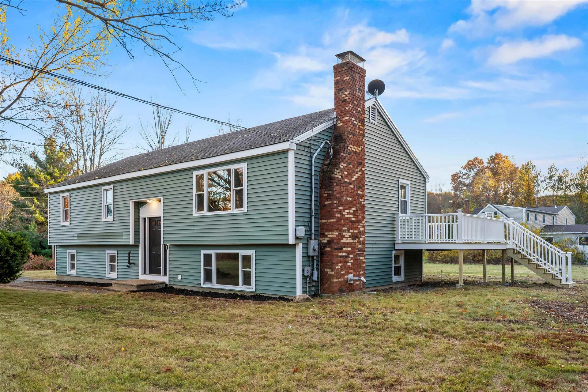 2 Devonshire Road Atkinson NH 03811