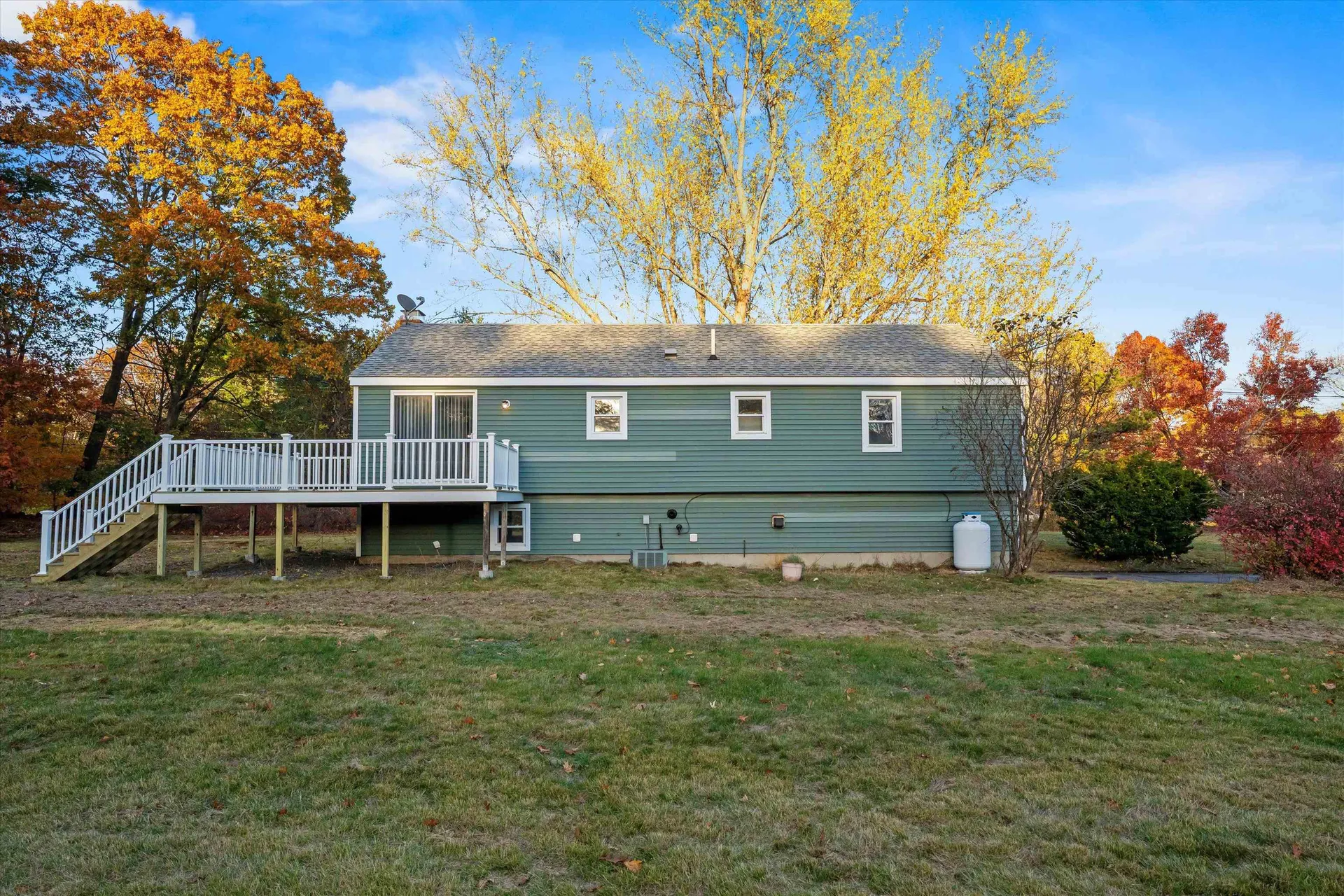 2 Devonshire Road Atkinson NH 03811