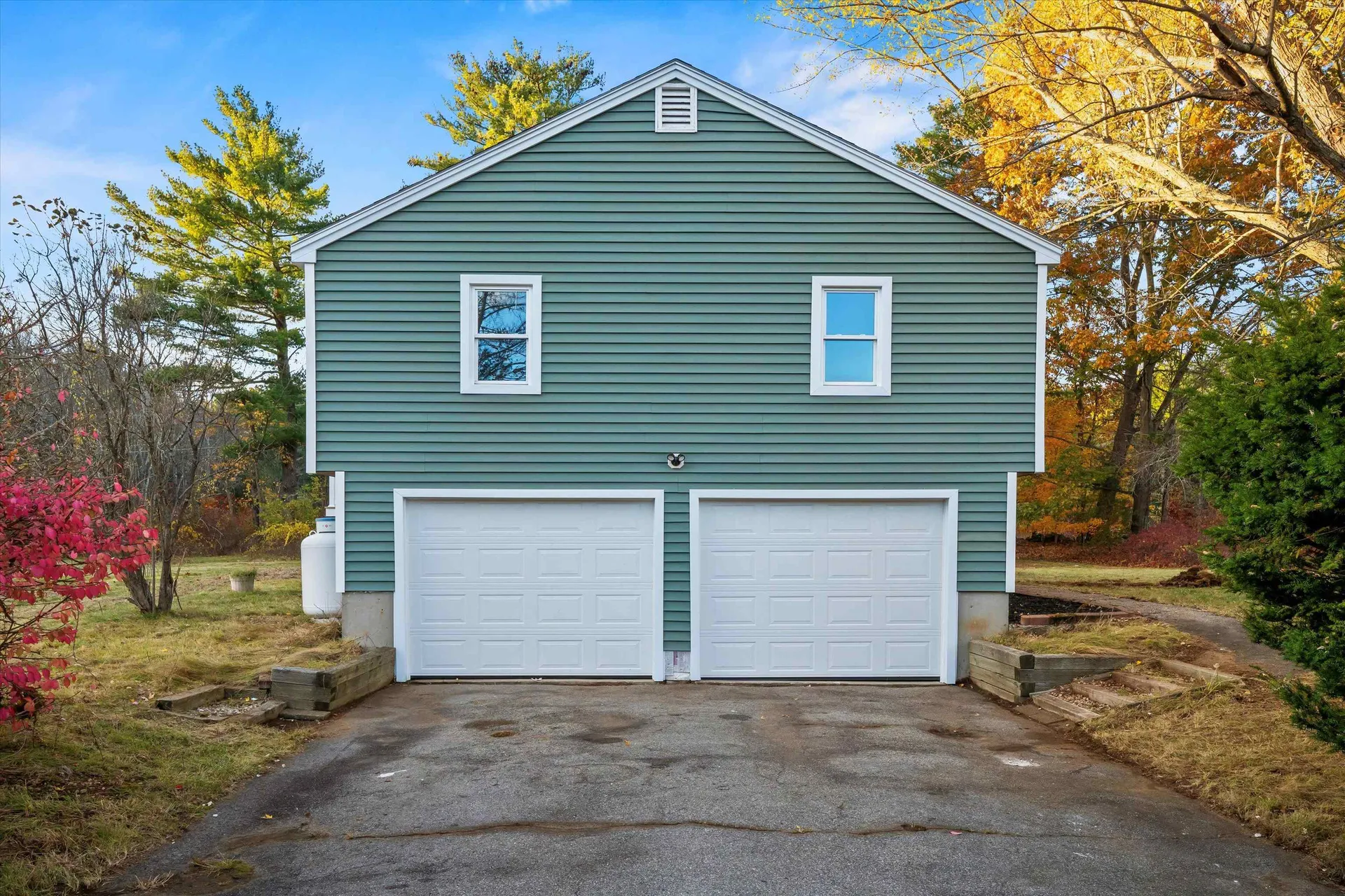 2 Devonshire Road Atkinson NH 03811