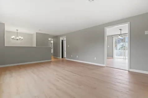 2 Devonshire Road Atkinson NH 03811