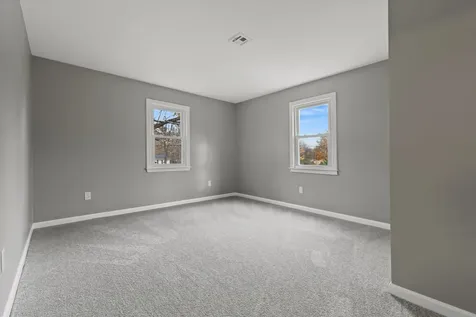 2 Devonshire Road Atkinson NH 03811