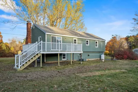 2 Devonshire Road Atkinson NH 03811