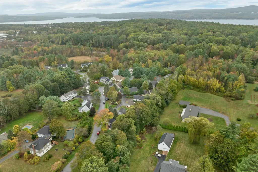 1480 Old North Main Street Laconia NH 03246