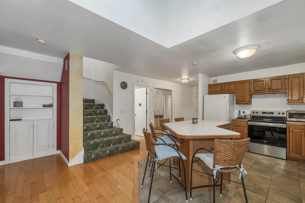 1480 Old North Main Street Laconia NH 03246