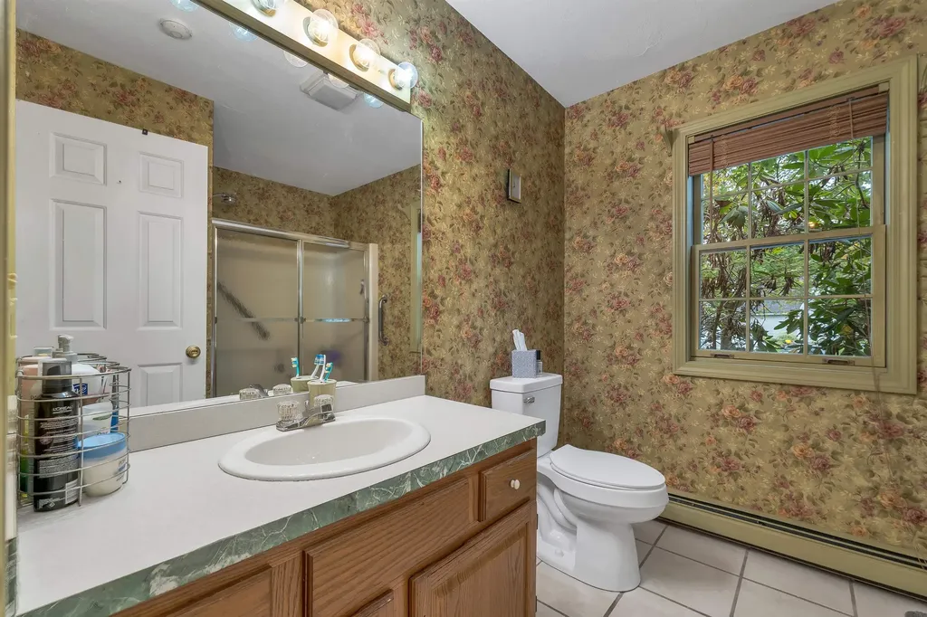 1480 Old North Main Street Laconia NH 03246