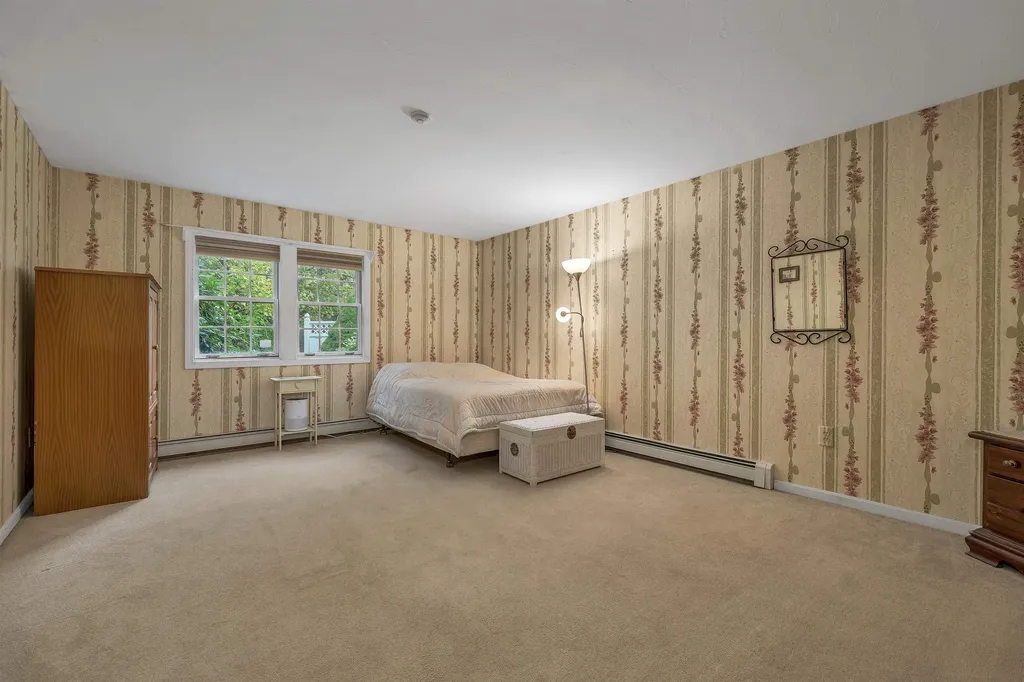 1480 Old North Main Street Laconia NH 03246