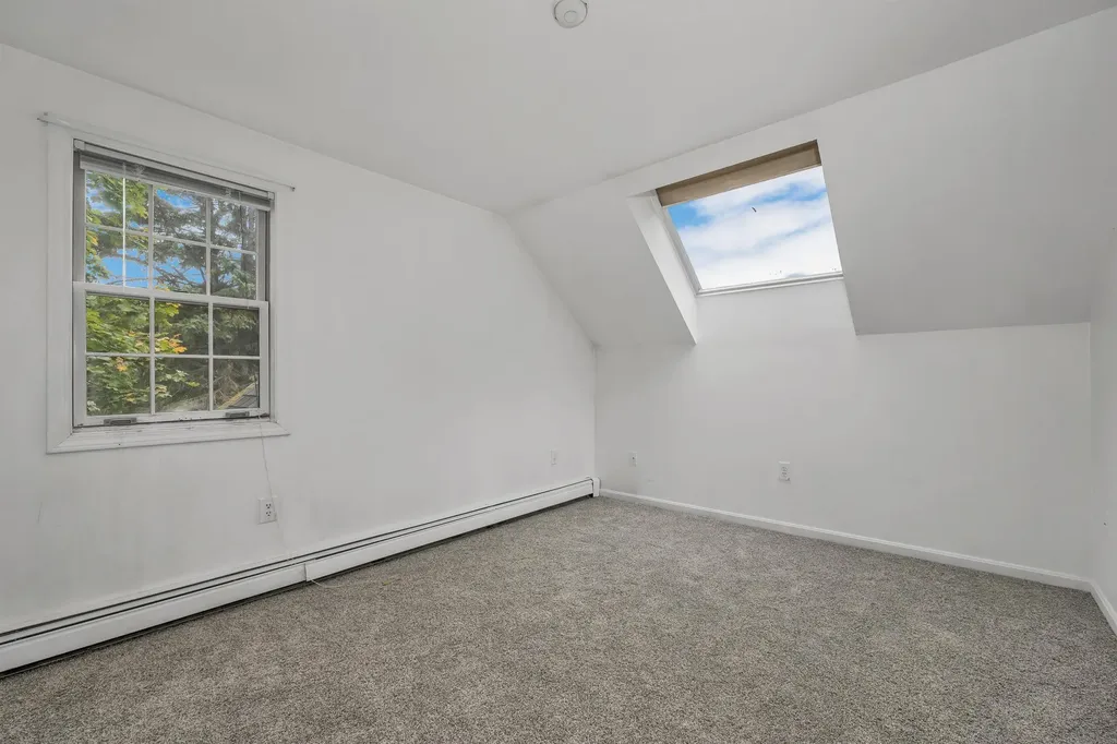 1480 Old North Main Street Laconia NH 03246