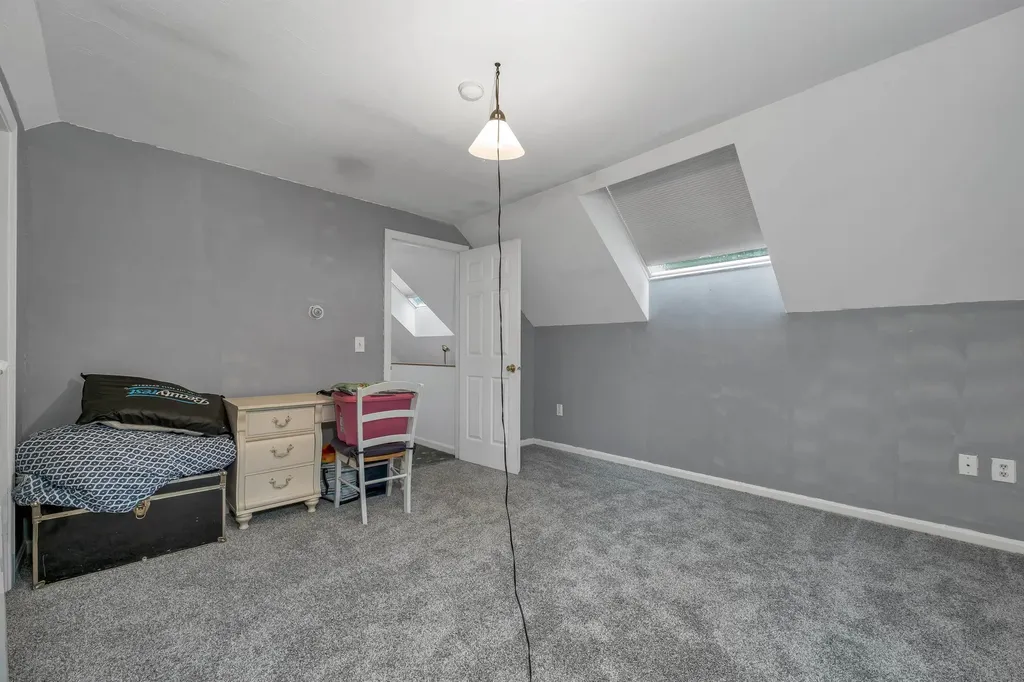 1480 Old North Main Street Laconia NH 03246