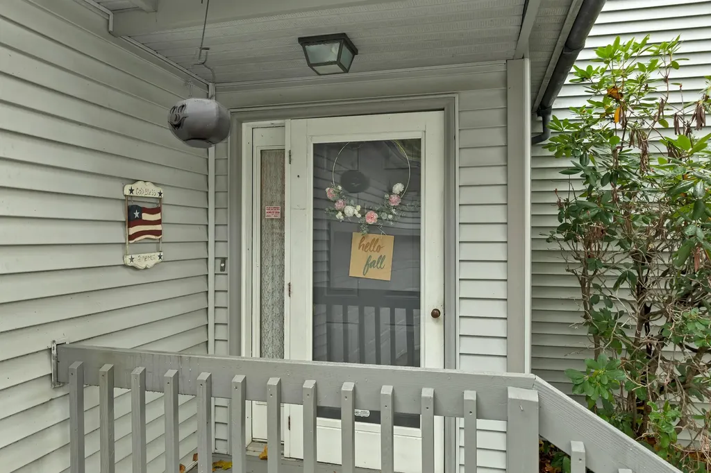 1480 Old North Main Street Laconia NH 03246