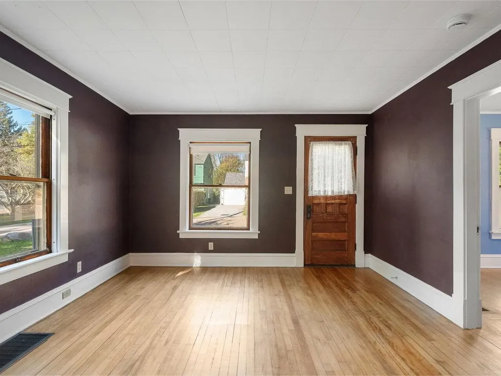 19 White Place South Burlington VT 05401