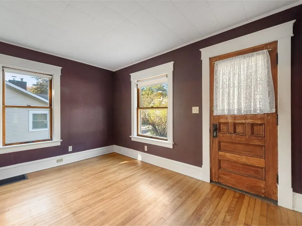 19 White Place South Burlington VT 05401