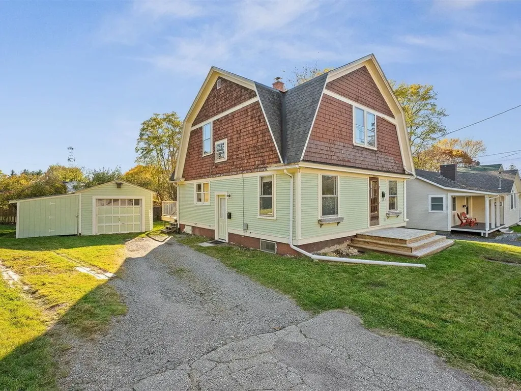 19 White Place South Burlington VT 05401