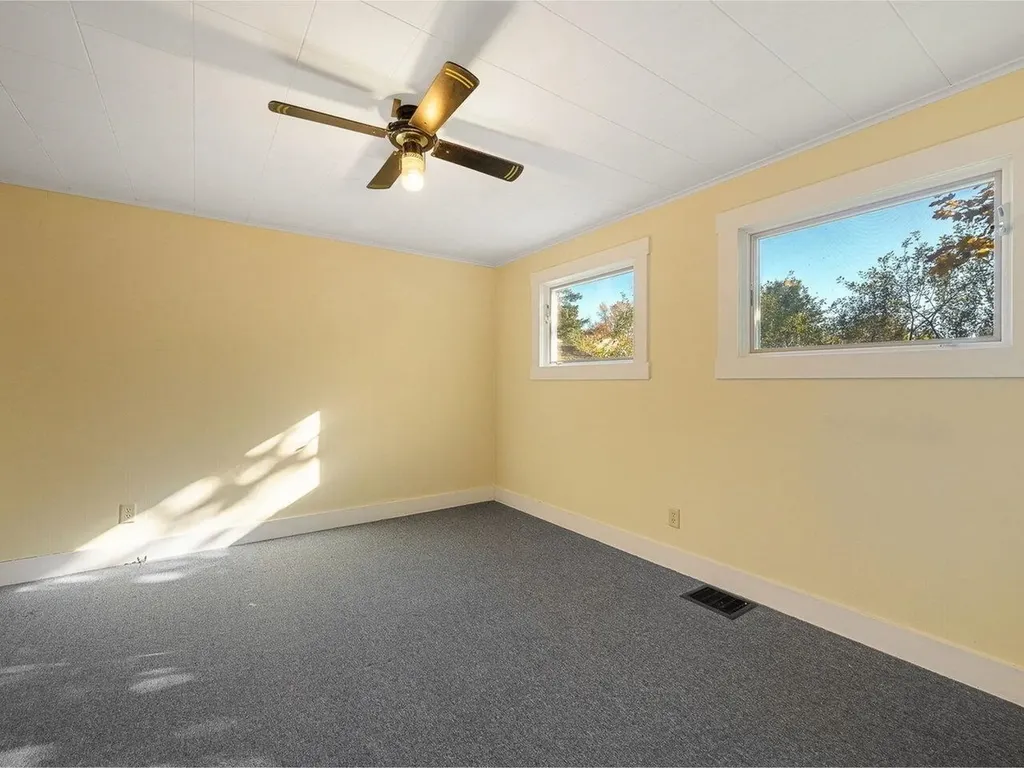 19 White Place South Burlington VT 05401