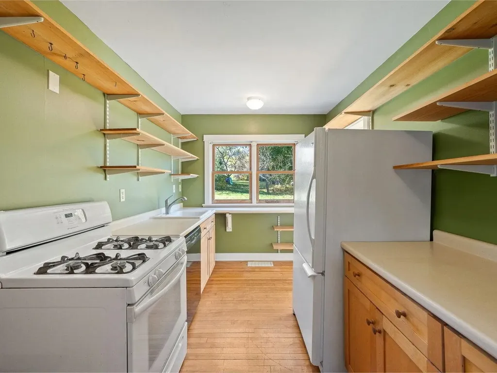 19 White Place South Burlington VT 05401