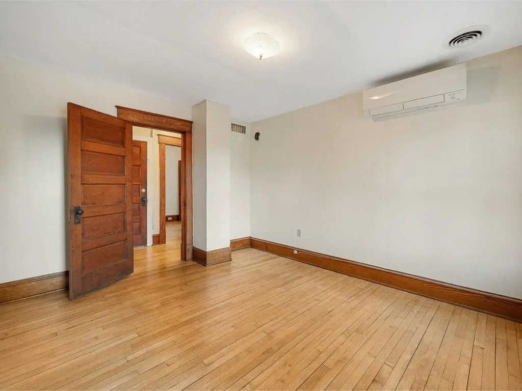 19 White Place South Burlington VT 05401