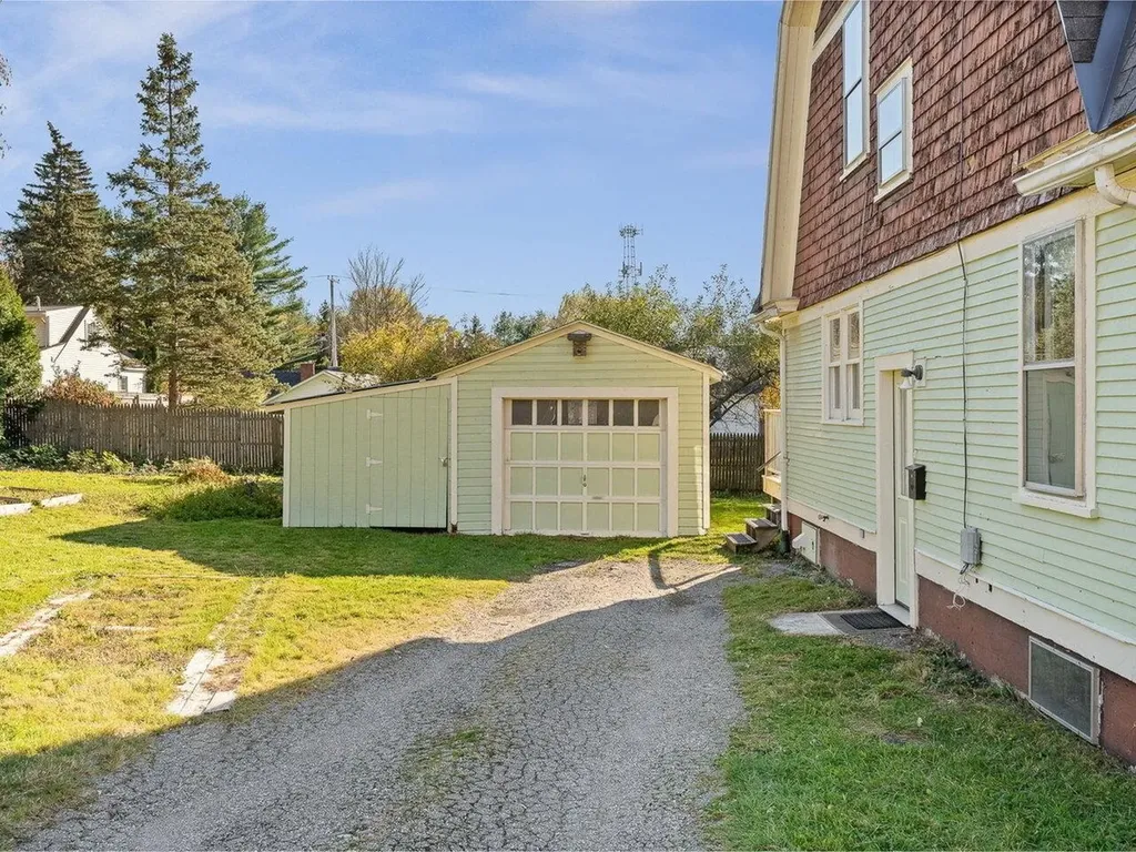 19 White Place South Burlington VT 05401