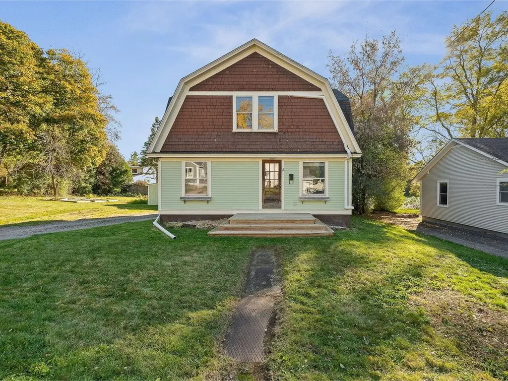 19 White Place South Burlington VT 05401