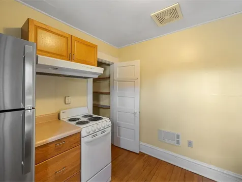 19 White Place South Burlington VT 05401