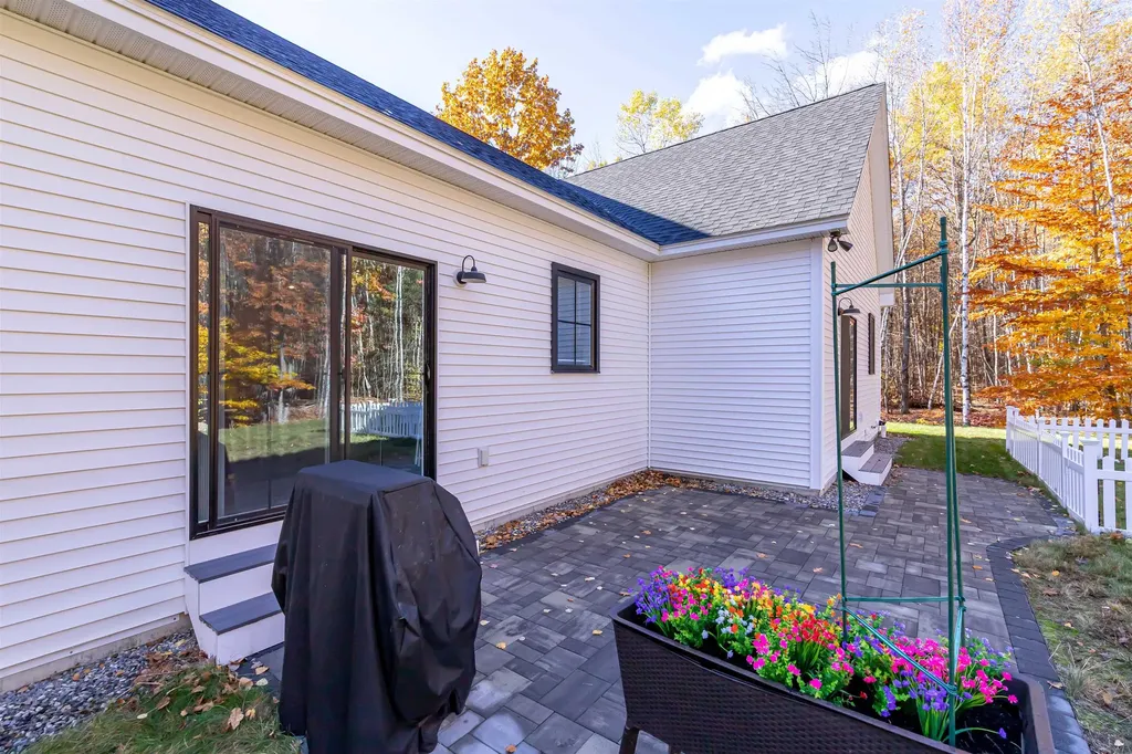 92 Leavitt Road Sanbornton NH 03269