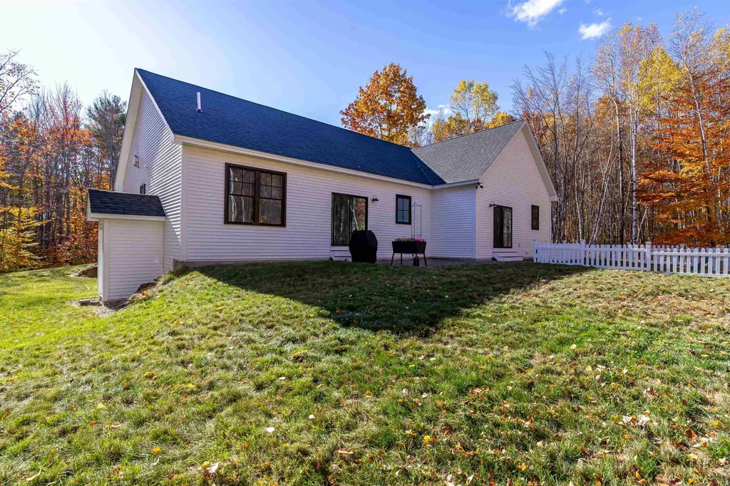 92 Leavitt Road Sanbornton NH 03269