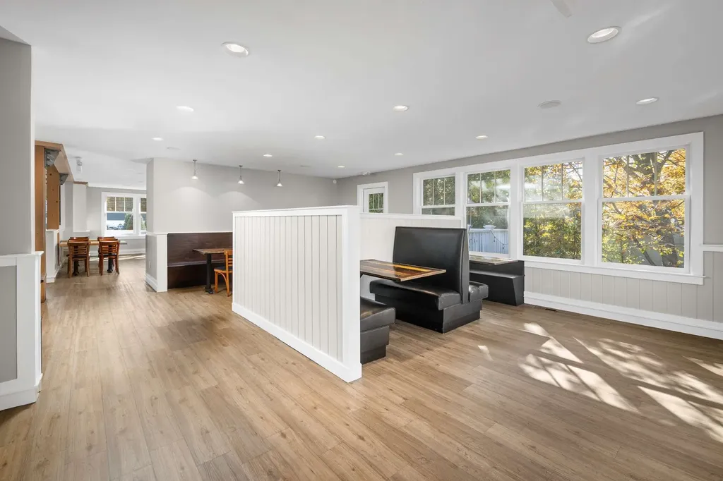 57-59 State Road Kittery ME 03904